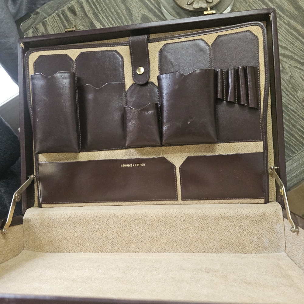 BRIEFCASE - Picture 4 of 9